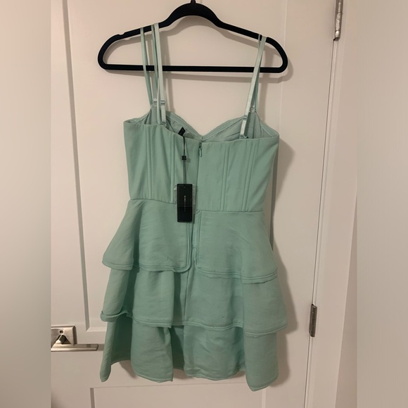 BNWT BCBG Maxazria Jacklyn Dress Opaline Green - Picture 2 of 6